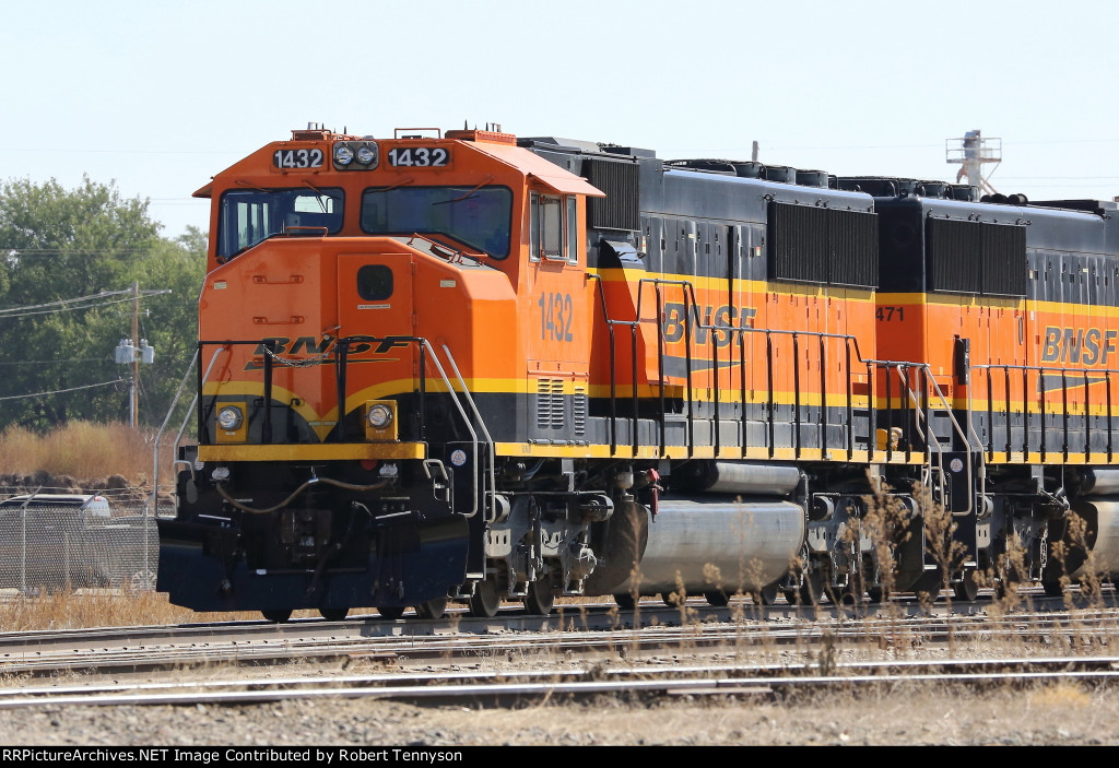 BNSF 1432